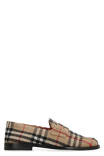 Load image into Gallery viewer, Wool loafers
