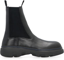 Load image into Gallery viewer, Leather Chelsea boots
