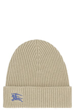 Load image into Gallery viewer, Knitted beanie
