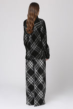 Load image into Gallery viewer, Wool trousers
