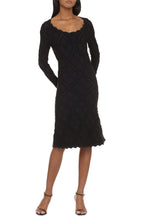 Load image into Gallery viewer, Scalloped detail dress
