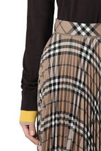 Load image into Gallery viewer, Pleated skirt
