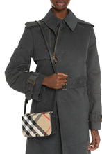 Load image into Gallery viewer, Snip Crossbody bag
