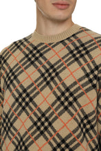 Load image into Gallery viewer, Crew-neck cashmere sweater
