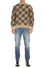 Load image into Gallery viewer, Zipped cardigan
