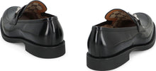 Load image into Gallery viewer, Leather loafers
