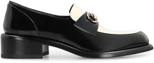 Load image into Gallery viewer, Patent leather moccasins
