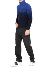 Load image into Gallery viewer, Virgin-wool turtleneck sweater
