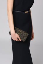 Load image into Gallery viewer, Fendigraphy wallet on chain
