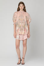 Load image into Gallery viewer, Waverly Floral blouse
