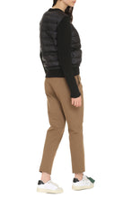 Load image into Gallery viewer, Full zip field vest
