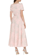 Load image into Gallery viewer, Printed cotton dress
