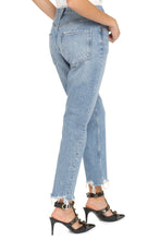 Load image into Gallery viewer, Riley cropped straight leg jeans
