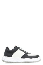 Load image into Gallery viewer, Wayne leather low-top sneakers
