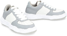 Load image into Gallery viewer, Wayne leather low-top sneakers
