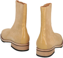 Load image into Gallery viewer, Suede ankle boots
