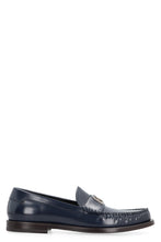 Load image into Gallery viewer, Logo detail leather loafers
