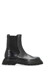 Load image into Gallery viewer, Leather Chelsea boots
