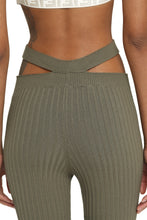 Load image into Gallery viewer, Ribs knitted trousers
