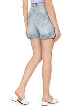 Load image into Gallery viewer, Denim shorts
