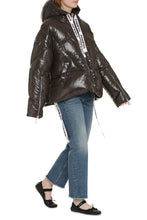 Load image into Gallery viewer, Khris Puffer hooded down jacket
