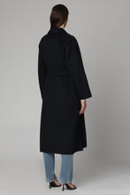 Load image into Gallery viewer, Agata virgin wool coat
