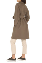 Load image into Gallery viewer, Arona virgin wool coat
