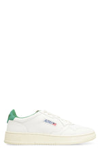 Load image into Gallery viewer, Medalist low-top sneakers
