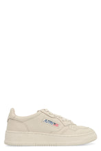 Load image into Gallery viewer, Medalist leather sneakers
