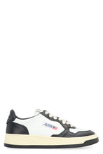 Load image into Gallery viewer, Medalist Low-top sneakers
