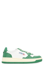 Load image into Gallery viewer, Medalist low-top sneakers

