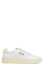 Load image into Gallery viewer, Medalist leather low-top sneakers
