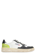 Load image into Gallery viewer, Super Vintage low-top sneakers
