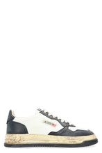 Load image into Gallery viewer, Autry X Maison Mihara Yasuhiro General Scale - Sneakers low-top Medalist Super Vintage
