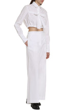 Load image into Gallery viewer, Cropped poplin shirt
