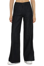 Load image into Gallery viewer, Cyndi Denim flared pants
