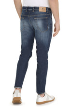 Load image into Gallery viewer, Reggae tapered fit jeans

