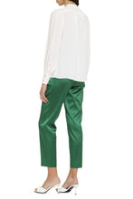 Load image into Gallery viewer, Crêpe blouse
