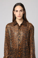 Load image into Gallery viewer, Silk shirt
