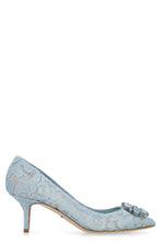 Load image into Gallery viewer, Bellucci lace pump
