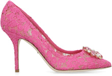 Load image into Gallery viewer, Bellucci lace pump
