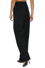 Load image into Gallery viewer, Virgin wool trousers
