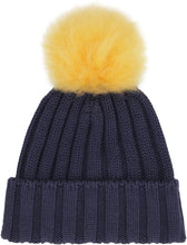 Load image into Gallery viewer, Knitted wool hat with pom-pom
