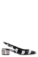 Load image into Gallery viewer, Two-tone leather slingback pumps
