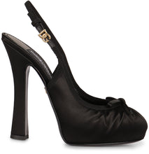 Load image into Gallery viewer, Satin slingback pumps
