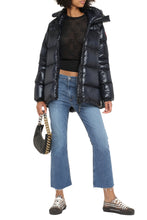 Load image into Gallery viewer, Cypress hooded short down jacket
