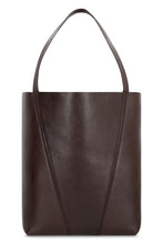Load image into Gallery viewer, Chloé Spin Leather tote
