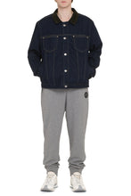 Load image into Gallery viewer, Jean denim jacket
