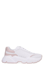Load image into Gallery viewer, Daymaster leather sneakers
