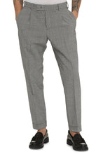 Load image into Gallery viewer, Virgin wool trousers
